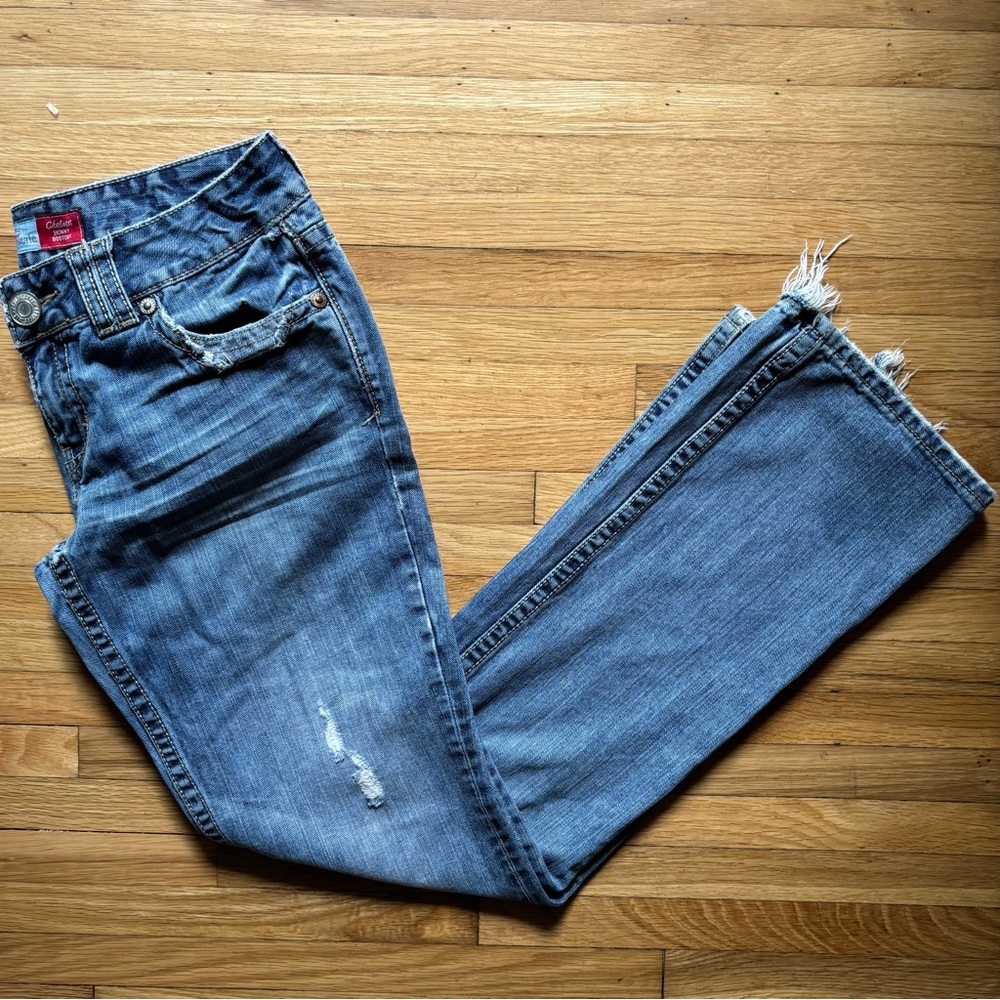 Vintage Y2K Aeropostale Chelsea Skinny Flare‎ Jeans Size 5/6 Distressed Low-Rise